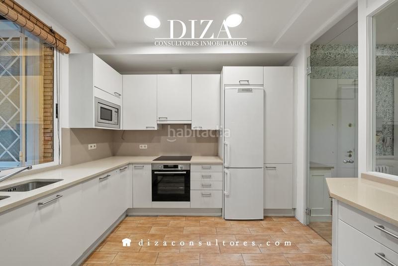 Foto 6887c41d-3ffa-42c4-b2bd-c0e448421097. Alquiler piso estupendo piso en la milla de oro en Madrid