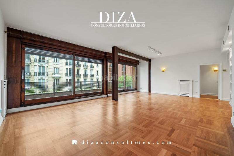 Foto 35258d01-3cfd-49e3-8ca3-c57f9521eaea. Location appartement avec chauffage parking dans Castellana Madrid