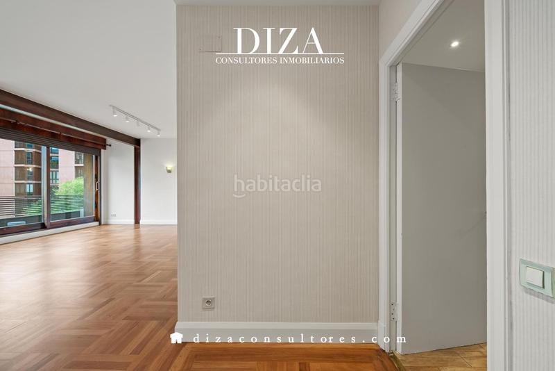 Foto 69402af9-08b5-434d-bb0a-c36c93f21447. Location appartement avec chauffage parking dans Castellana Madrid