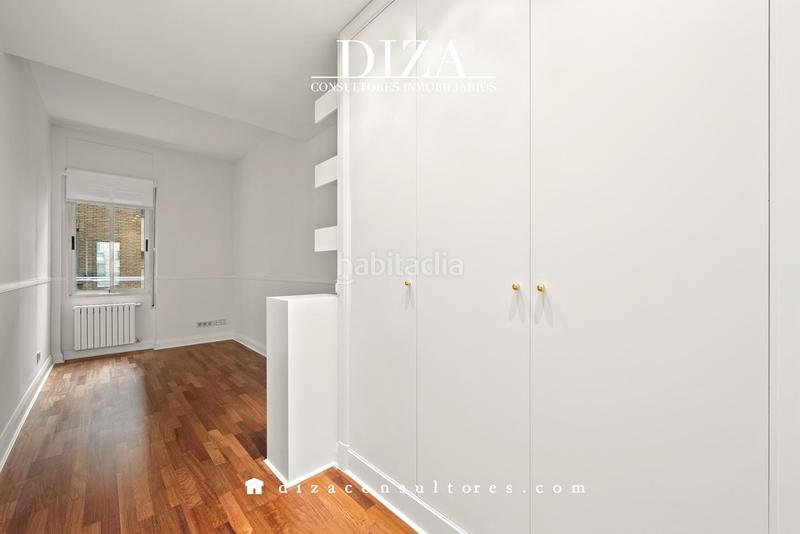 Foto 73f16ca1-7e11-4feb-a6fb-f7d6ac42e48f. Location appartement avec chauffage parking dans Castellana Madrid