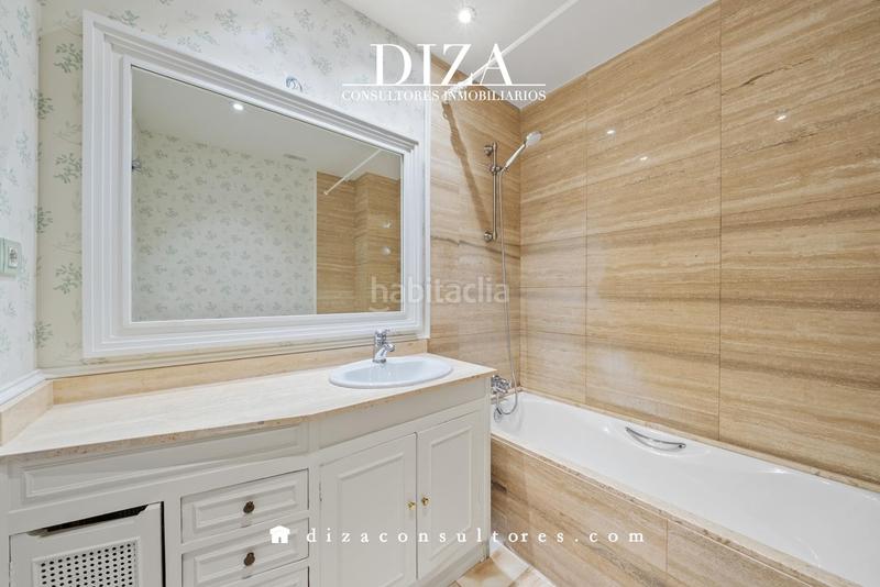 Foto 781d0740-85f5-4fb0-8e43-af888dbd3aa5. Location appartement avec chauffage parking dans Castellana Madrid