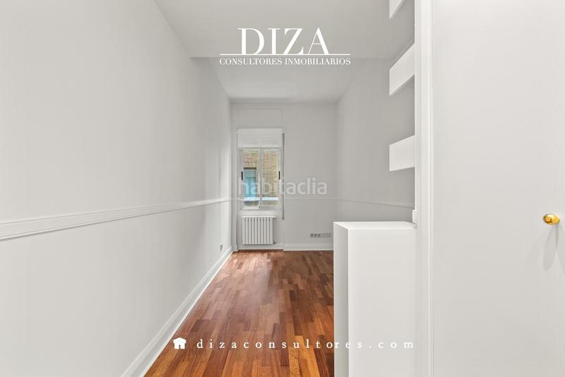 Foto 80adeb1e-2751-45ee-8ed8-c8fba009ea30. Location appartement avec chauffage parking dans Castellana Madrid