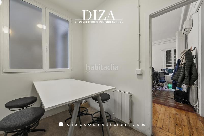 Foto d192f4e7-50a3-4150-a31d-70ab43a1ebee. Rent office space with heating in Justicia-Chueca Madrid