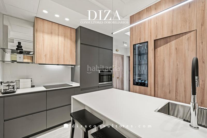 Foto 671dece3-b5e3-4404-9efb-ba438cb865f3. Rent ground floor in Cortes-Huertas Madrid