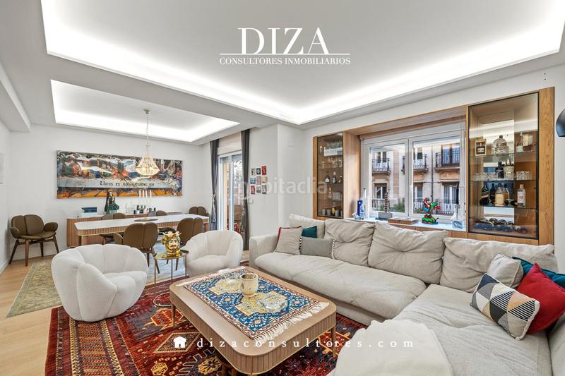 Foto 5f6033a8-055f-4029-92c2-b47aa55c60b6. Appartement avec parking dans Castellana Madrid