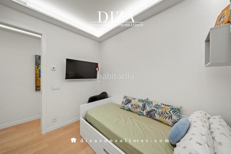 Foto f2d17c12-7564-4be3-adef-d97921fa4d88. Appartement avec parking dans Castellana Madrid