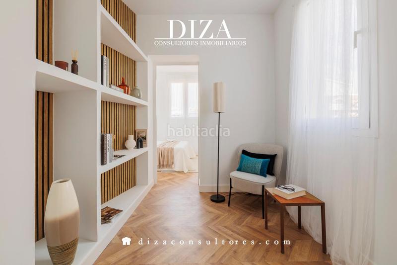 Foto af698a62-b48c-49f5-8208-399517c7458a. Dachwohnung mit heizung in Cortes-Huertas Madrid