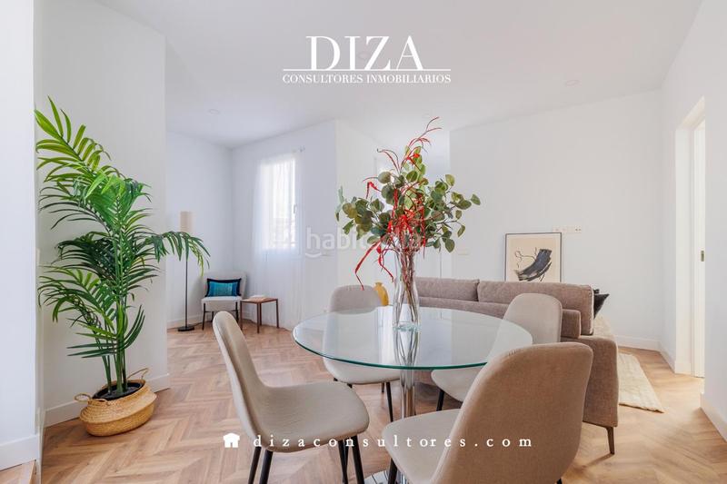 Foto ba939174-b977-43da-93ed-8cc46d4e4d9d. Dachwohnung mit heizung in Cortes-Huertas Madrid