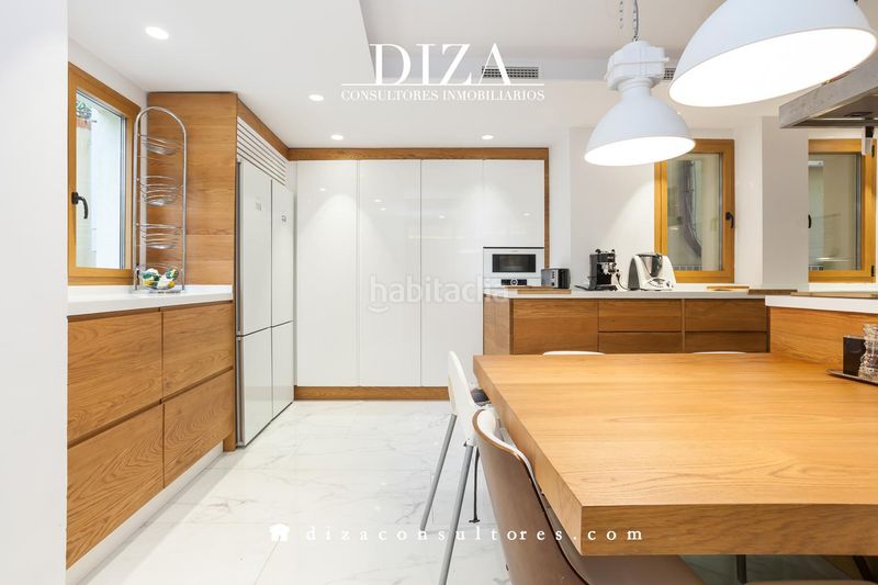 Foto 42dfea48-8f52-4bcf-ab67-5bb7591e87b7. Pis amb calefacció aparcament a Castellana Madrid