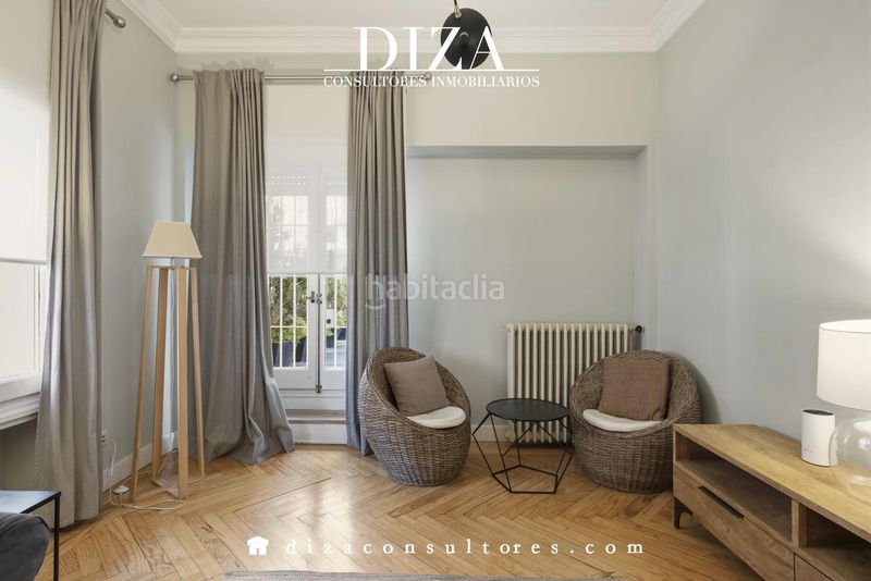 Foto 4ad1d8bf-438c-4ef0-95b7-a7d1288de2c4. Alquiler piso lujo reformado en pintor rosales en Madrid