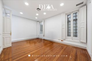Location Bureau  Del general castaños. Despacho profesional en la villa de parís