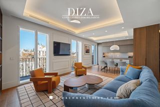 Affitto Appartamento  De santa ana. Luz, estilo y terraza en el corazón de madrid