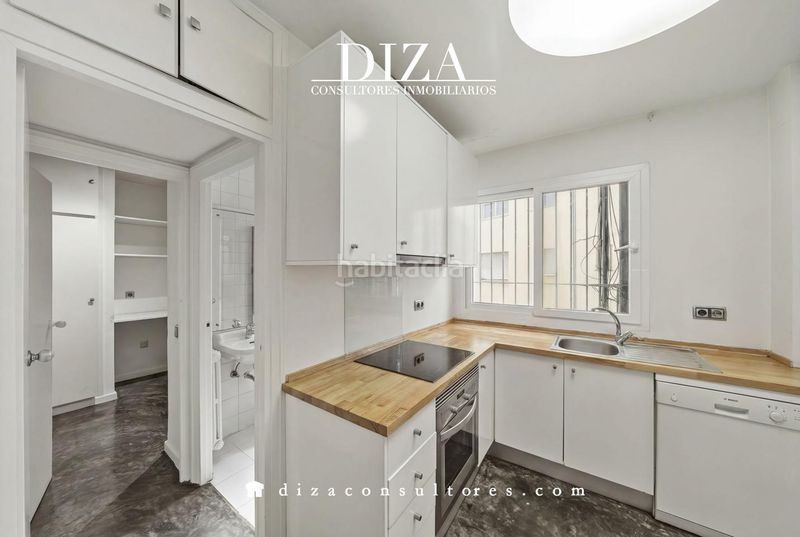 Foto 82b1c05c-f08b-4356-9d15-421372bd9b47. Pis amb aparcament a Vallehermoso Madrid