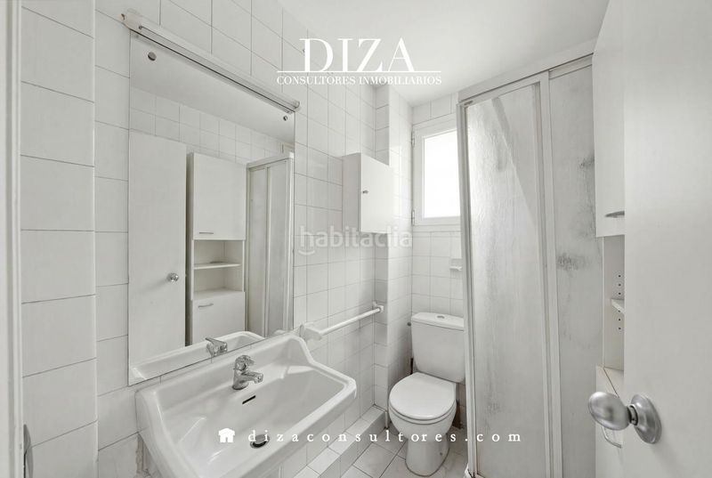 Foto c73ea1a2-d290-4dbd-901b-2d9c17298ec2. Pis amb aparcament a Vallehermoso Madrid