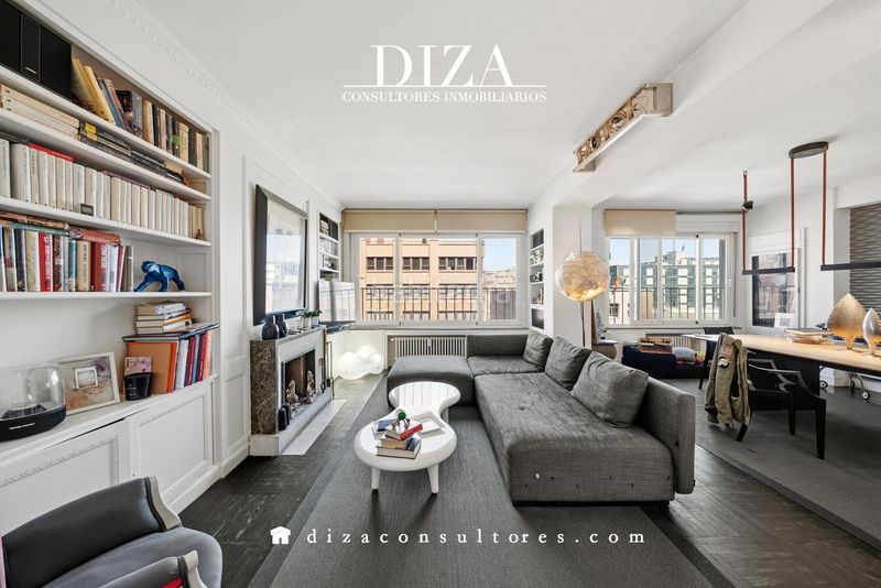 Foto d7f80cae-ea8b-4c34-ba6d-083285715e24. Pis amb aparcament a Vallehermoso Madrid