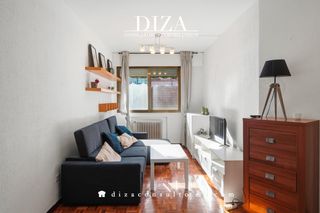 Affitto Piccolo appartamento  De francisco silvela. Luminoso apartamento en barrio salamanca
