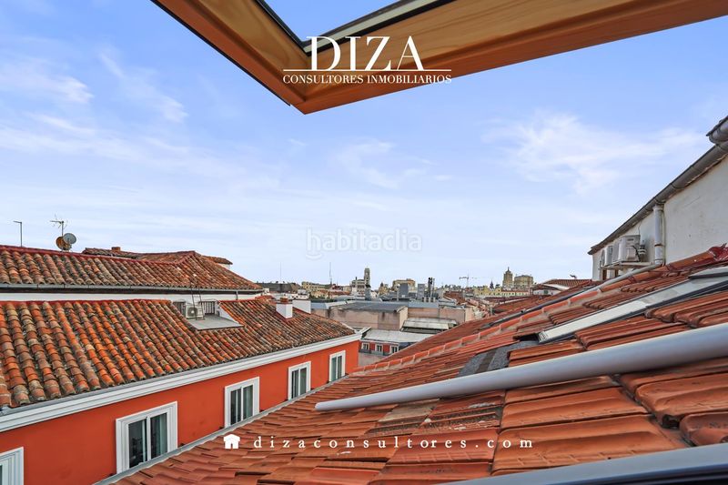 Foto 6e4ebe65-715e-42d4-a1cf-cb55390c8035. Ático atico con mucha luz en justicia en Justicia-Chueca Madrid