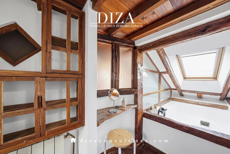 Foto f492f4d3-3212-40a9-9647-155c0cedf29c. Ático atico con mucha luz en justicia en Justicia-Chueca Madrid