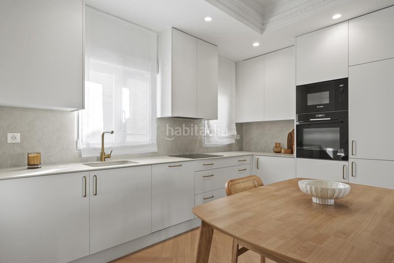 Foto f1fcd57f-6fe3-4a67-a5fd-a28733eb13a9. Pis amb calefacció a Lista Madrid