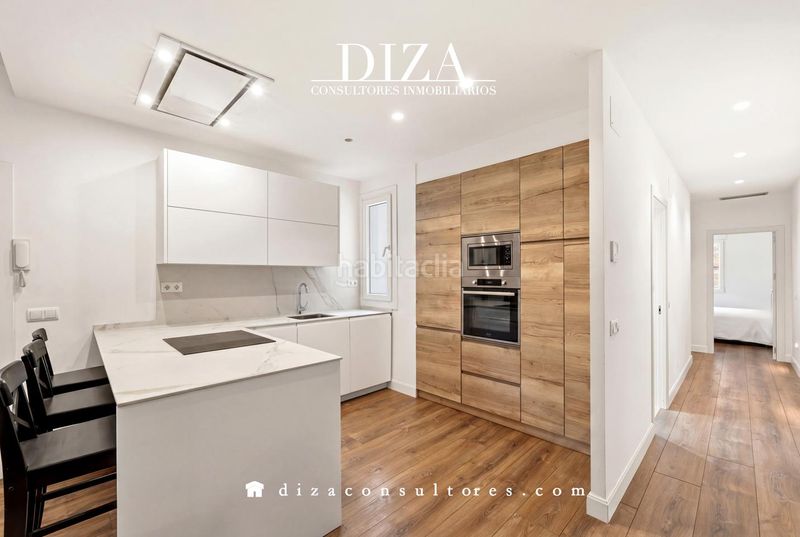 Foto e282cfcb-f55a-4536-8a5a-df1ce0c3b2d7. Pis a Castellana Madrid