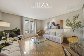 Miete Etagenwohnung  De villanueva. Piso exclusivo de dos dormitorios con vistas despejadas