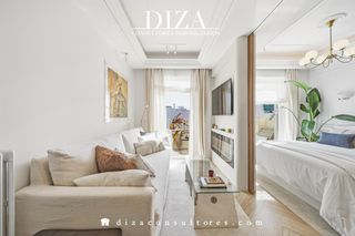 Miete Dachwohnung in Ciudad Jardín. Piso de diseño con terraza a estrenar