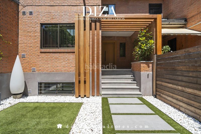 Foto 0b2edde7-6e19-4961-823b-8316fe6abe33. Casa amb calefacció piscina a Conde Orgaz - Piovera Madrid