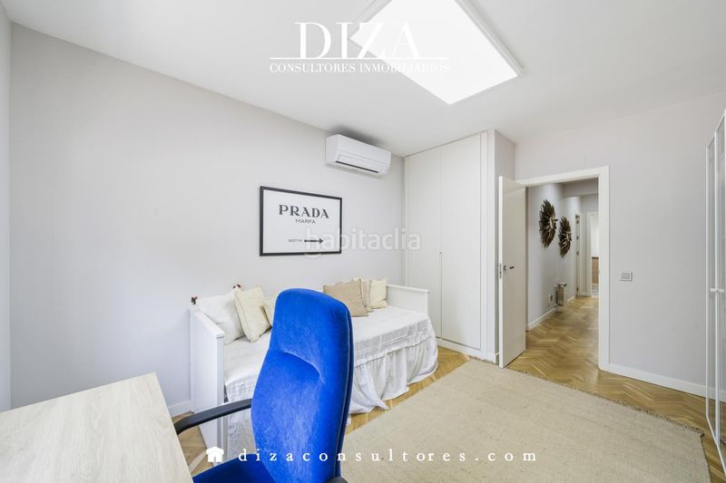 Foto 2fd433da-0a48-43d6-b51b-7235ca01b206. Casa amb calefacció piscina a Conde Orgaz - Piovera Madrid