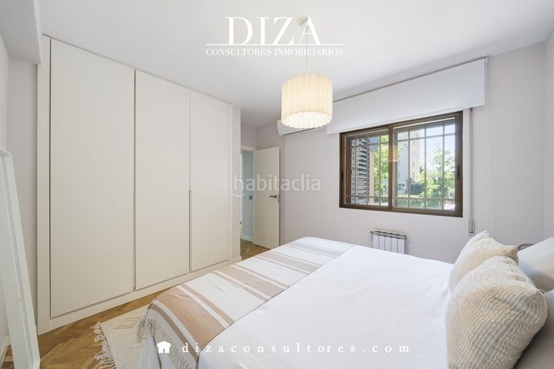 Foto 421355cc-4957-436b-be31-e2b322829adf. Casa amb calefacció piscina a Conde Orgaz - Piovera Madrid