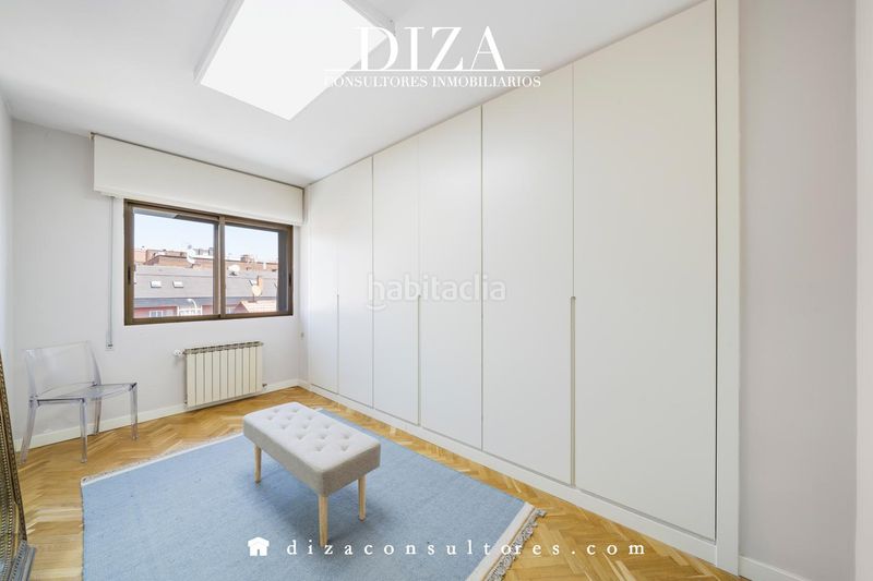 Foto d471b0ef-77de-42aa-947f-abb4138a8388. Casa amb calefacció piscina a Conde Orgaz - Piovera Madrid