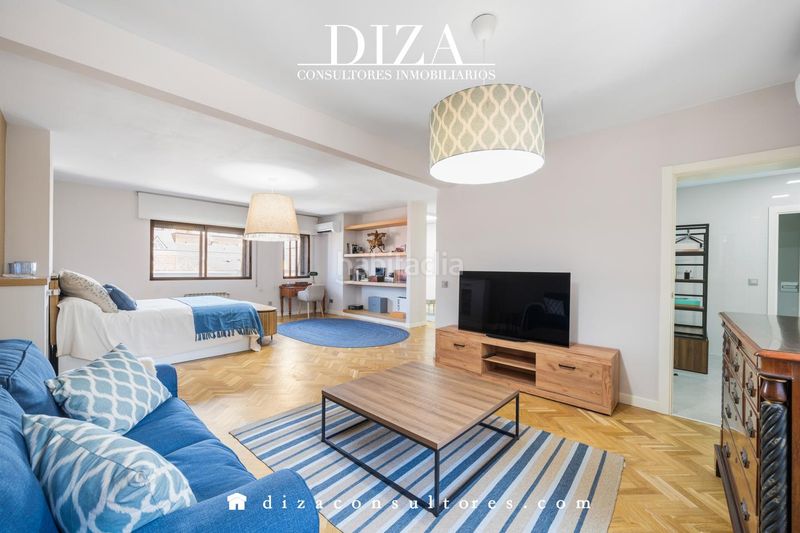 Foto ddfaeb97-36cf-49f9-b68e-dbc8ae06d75c. Casa amb calefacció piscina a Conde Orgaz - Piovera Madrid