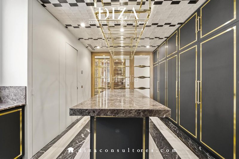Foto f9180a62-904f-4104-9d75-48eca7b64197. Pis amb calefacció aparcament a Almagro Madrid