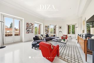 Rent Flat  Del príncipe de vergara. Esquinazo con siete balcones en salamanca