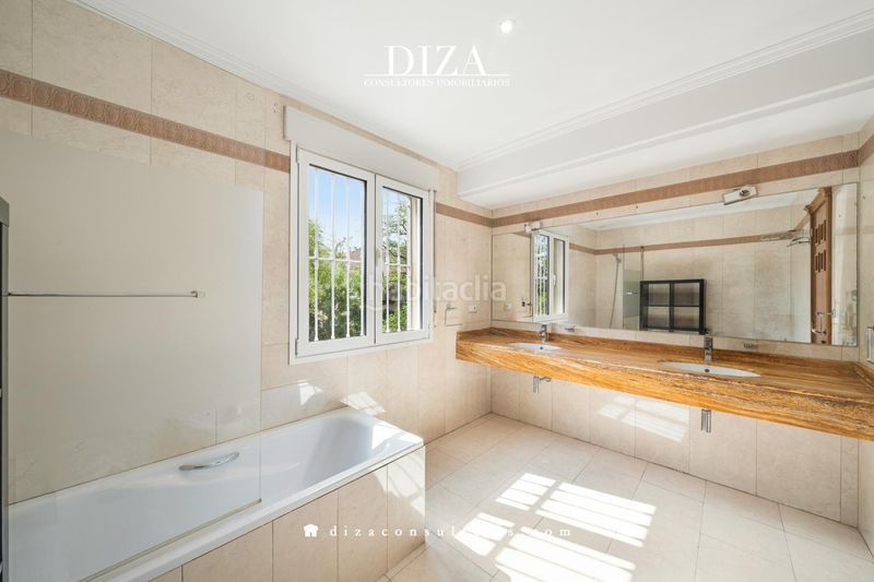 Foto cdc09b8a-6737-4910-9e38-2914b8b2b1fb. Casa a Nueva España Madrid