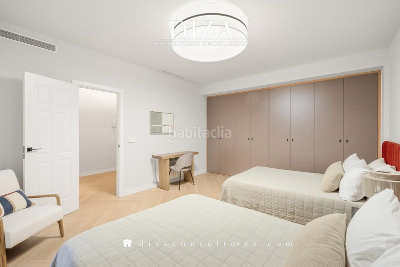 Foto 67c228ba-f99c-4c47-95a2-75b5d588ffc7. Pis amb aparcament a Goya Madrid