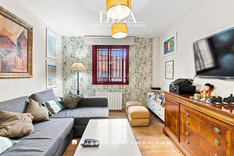 Foto ce3d6a4d-5460-47db-a92e-f255248461c7. Planta baixa amb calefacció a Aravaca Madrid