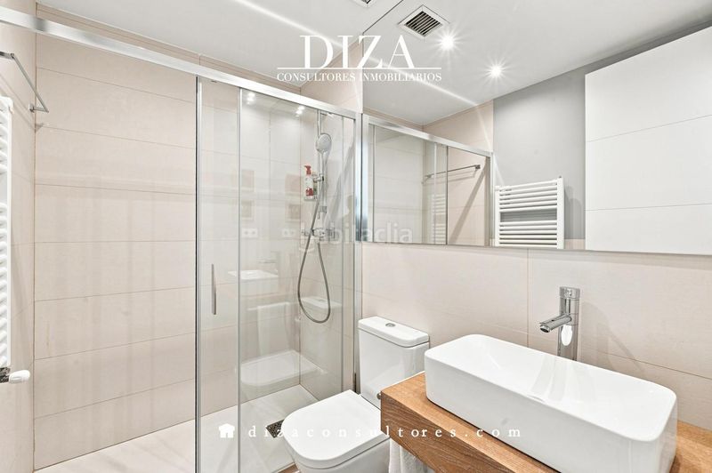 Foto 4176444b-618a-4d70-bdf0-9e98038b10a7. Casa amb calefacció aparcament piscina a Encinar de los Reyes La Moraleja