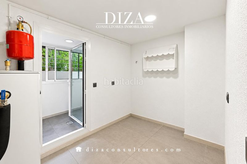 Foto 6863ef2f-e3b8-4054-bf05-57eb93327098. Casa amb calefacció aparcament piscina a Encinar de los Reyes La Moraleja