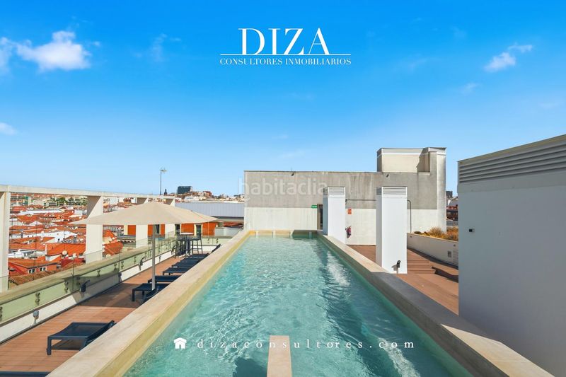 Foto 0f057f95-d86f-4f6d-944f-fb05b157288d. Piso vivienda reformada con terraza y piscina en edificio de obra nueva en Madrid