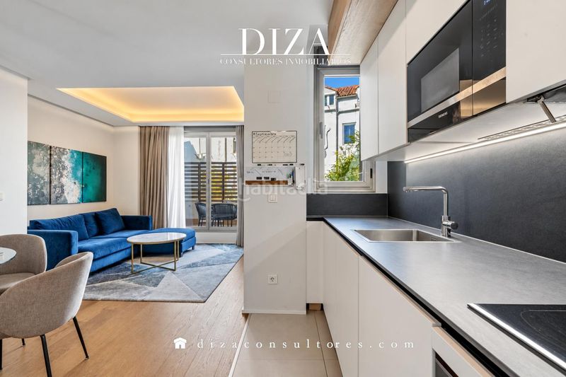 Foto b376865a-401d-4310-8ae1-2fc94a37334c. Piso vivienda reformada con terraza y piscina en edificio de obra nueva en Madrid