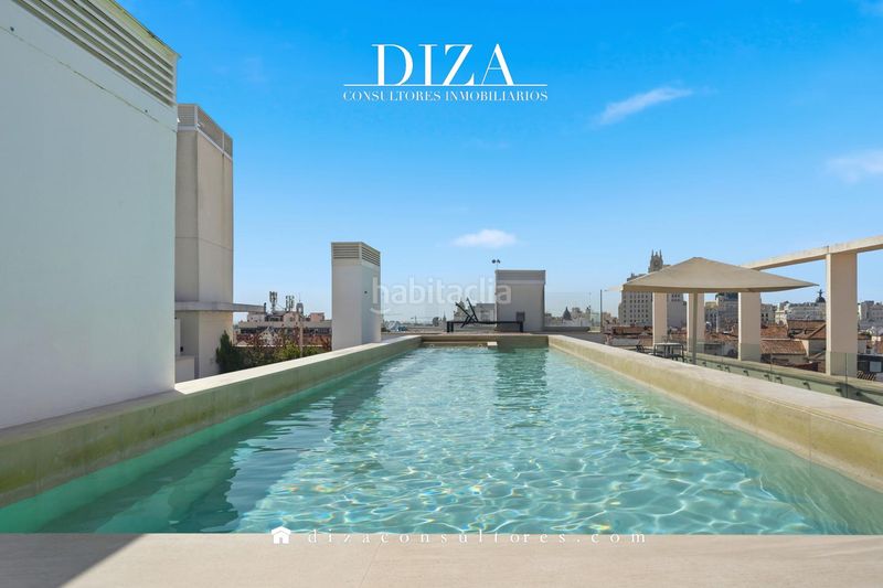 Foto bc3150b6-82fe-4be2-a230-d883811f14d1. Piso vivienda reformada con terraza y piscina en edificio de obra nueva en Madrid