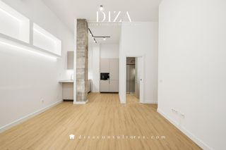 Location Rez-de-chaussée  Calle de nieremberg. Piso de una habitación a estrenar en chamartín