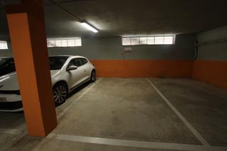 Aparcament cotxe  Carrer doctor barraquer. Parking en venta