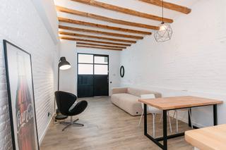 Etagenwohnung  Carrer d'en grassot. Planta baja con encanto y terraza en camp d’en grassot, junto al