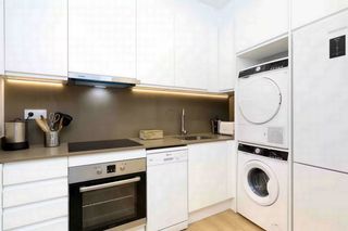 Location Appartement  Plaça de la independència. Piso moderno y luminoso