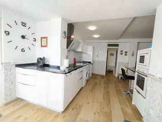 Miete Etagenwohnung  Calle del amanecer. Piso elegante y práctico
