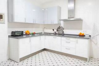 Location Appartement  Calle mateos gago. Piso moderno y funcional
