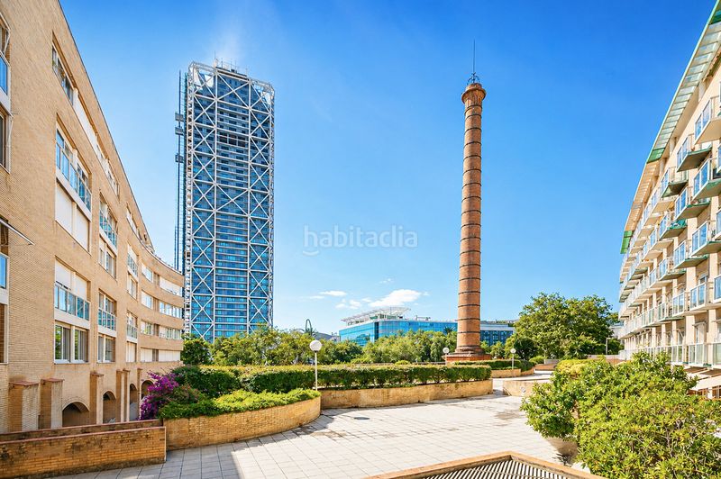 Foto 7b060618-a6bb-4d10-9981-84603f6c7cc0. Pis amb calefacció aparcament a La Vila Olímpica del Poblenou Barcelona