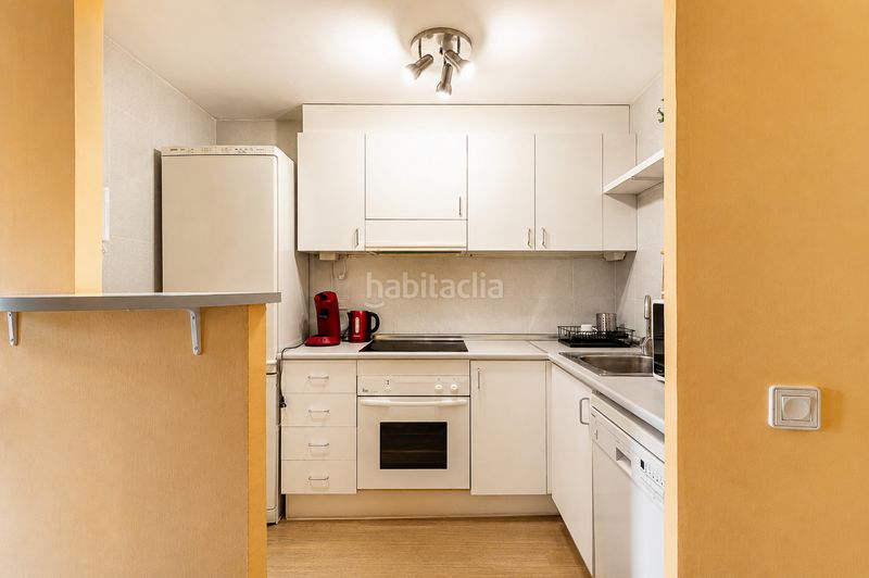 Foto a4419a0f-98f4-4959-aa1d-78344f8ae815. Pis amb calefacció aparcament a Raval Barcelona