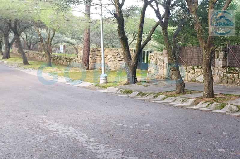 Foto c4c7469c-2316-4ddc-a17e-c8406a585259. Terreno residenziale in El Bosque Villaviciosa de Odón